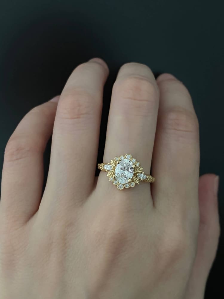 Fairy Engagement Ring - Alette