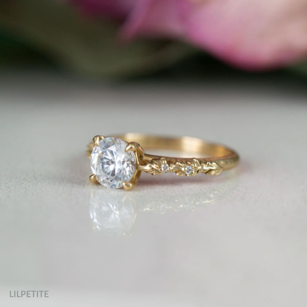 Arvera - Leaves Engagement Ring with a round center stone