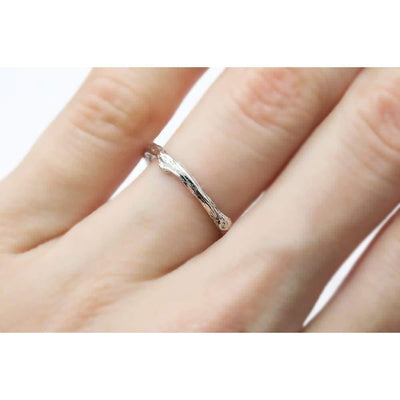 Dainty twig wedding ring- Twiggy