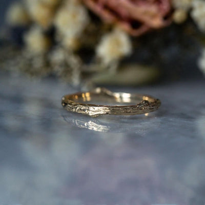 Dainty twig wedding ring