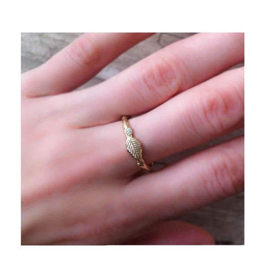 Leaf Diamond Twig Ring