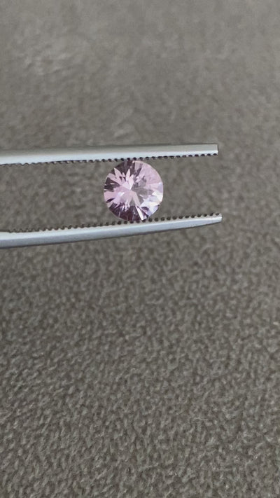 Mauve Pink Sapphire / 5mm - 0.57ct