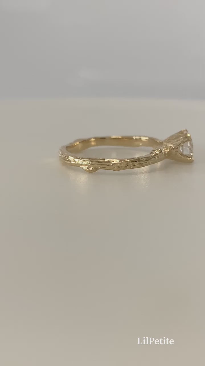 Twig Ring - Nature diamond engagement ring
