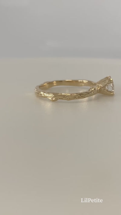 Twig Ring - Nature diamond engagement ring
